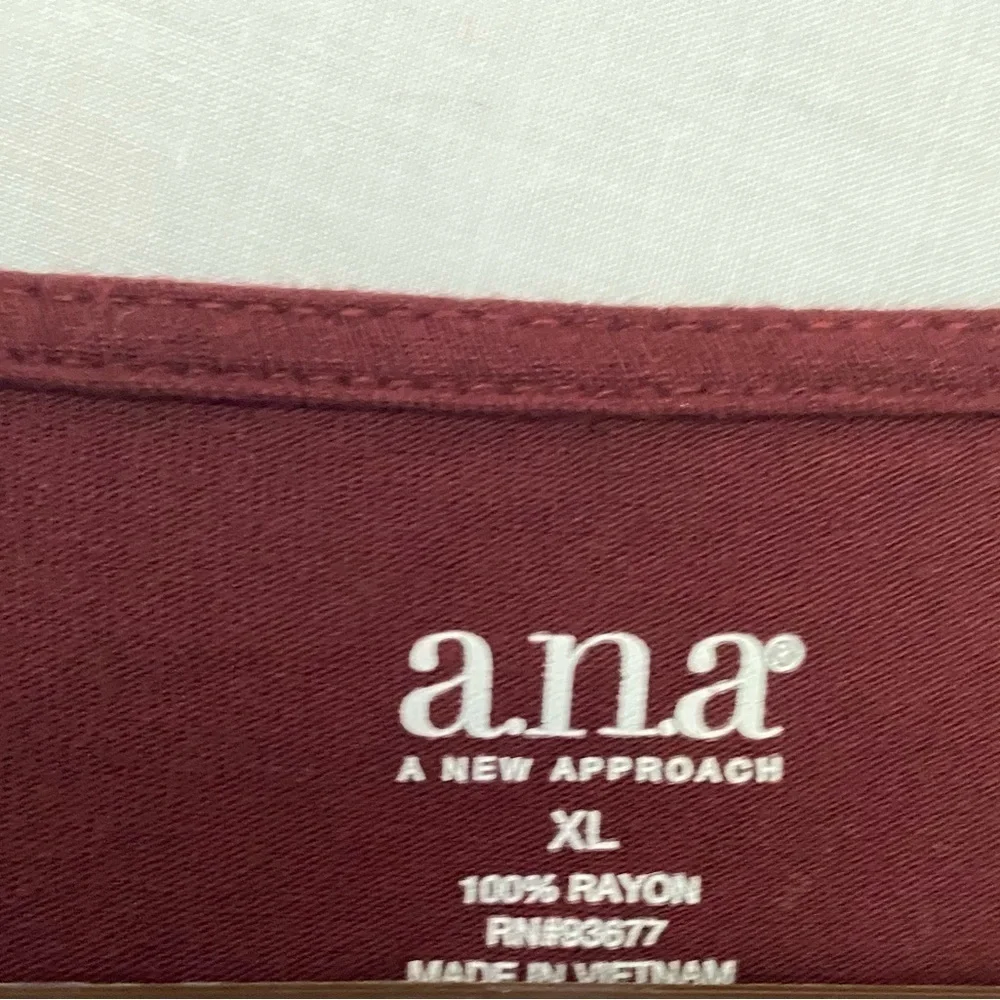 A.N.A Tank Top - Picture 2 of 2